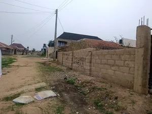 Land Available for Sale Along Tipper Garage Challenge Ibadan.