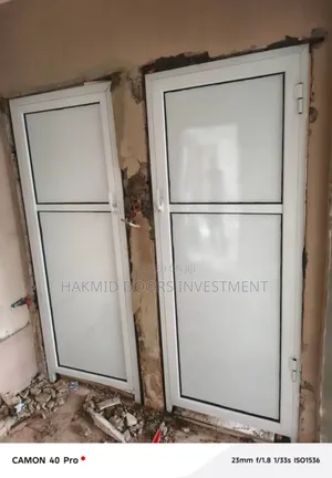 Aluminium Bath Door