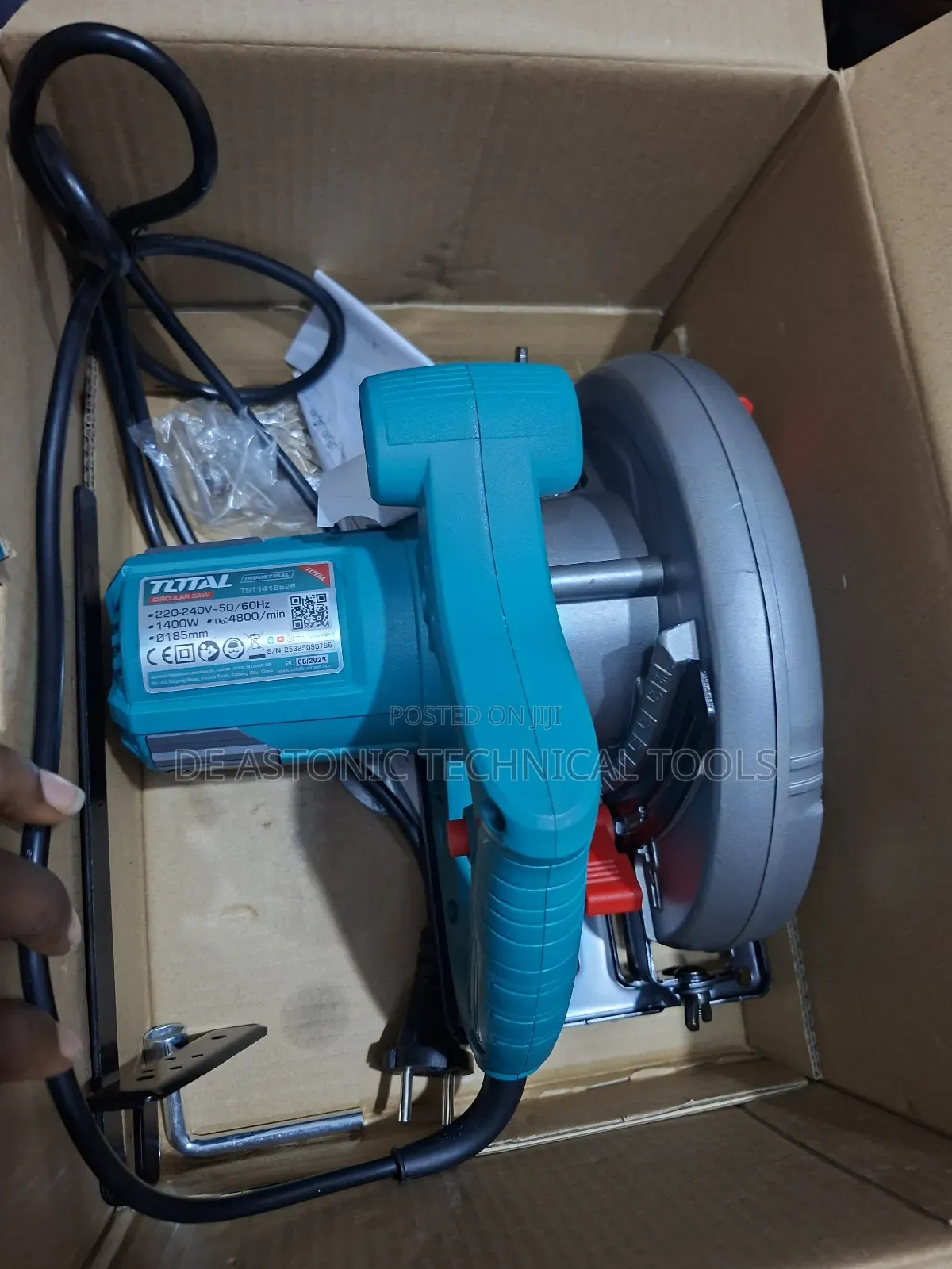 Total Circular Saw 71⁄4"-1400w