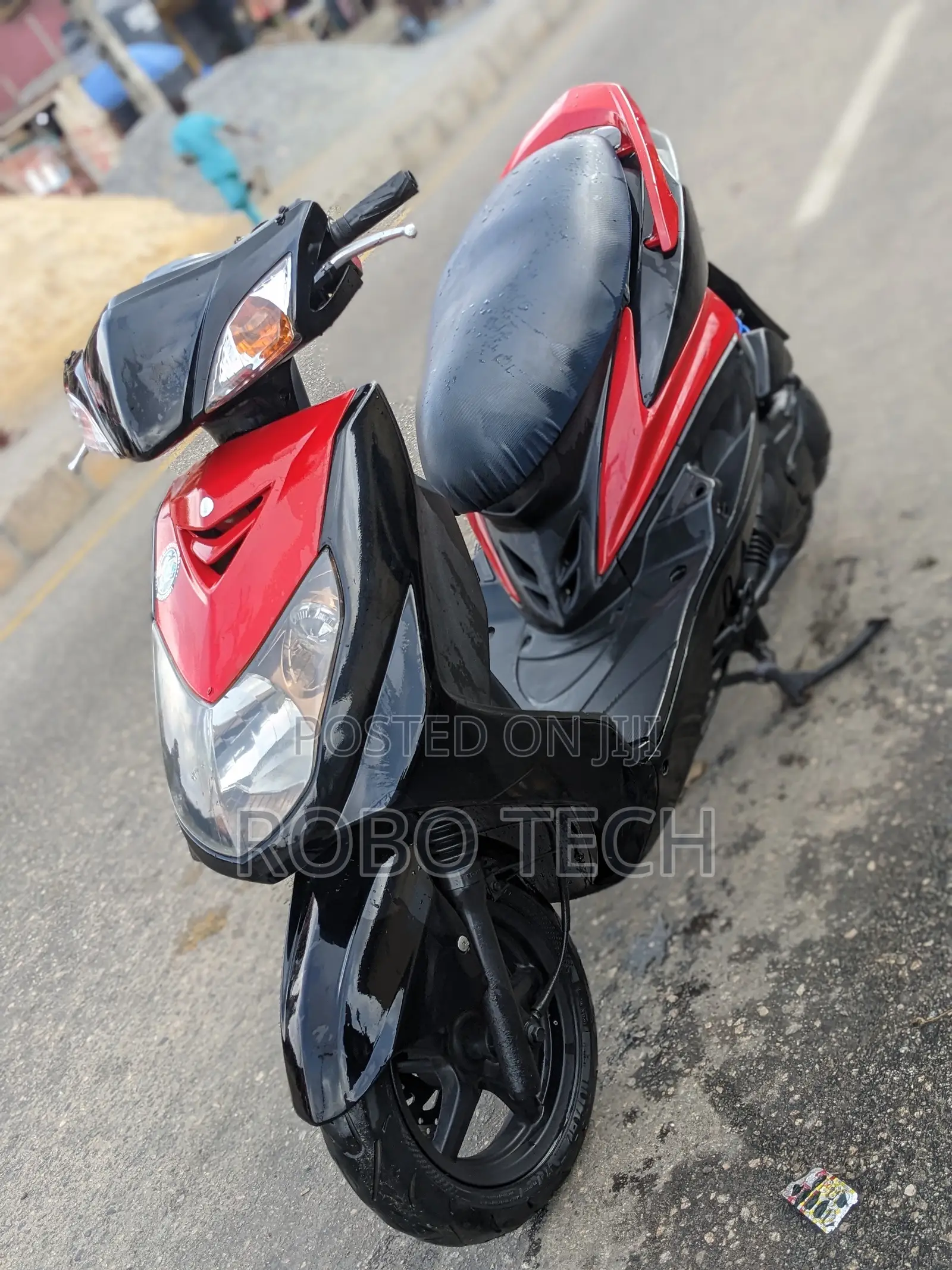 Yamaha 2015 Red