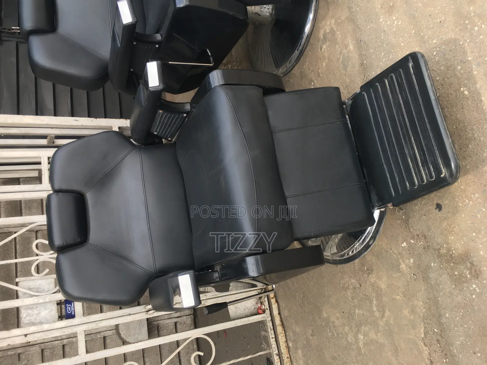 Exclusive Saloon Chairs
