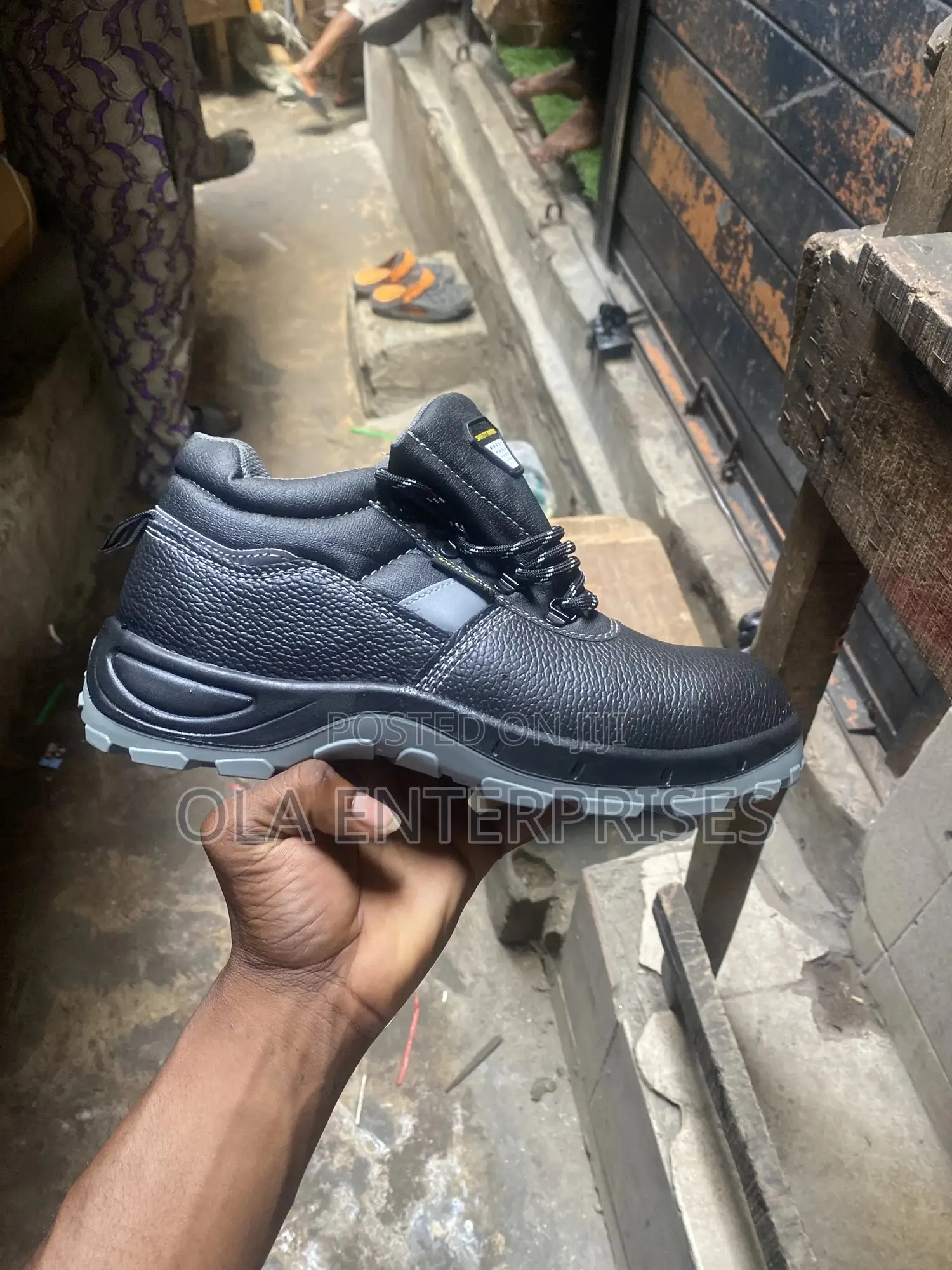 Safety Master Boot