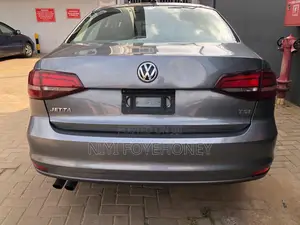 Volkswagen Jetta 1.8T Sport 2017 Gray