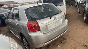 Toyota Corolla 2004 Silver