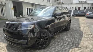 Land Rover Range Rover Vogue 2024 Black