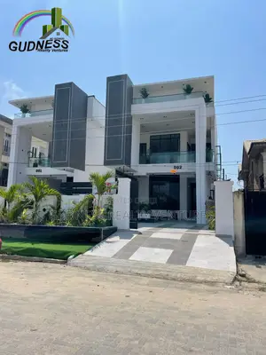 5bdrm Duplex in Ikota for sale