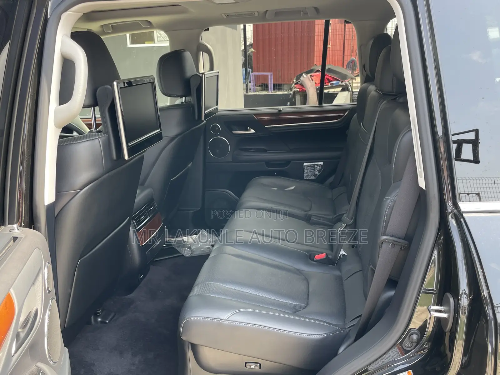 Lexus LX 2017 Black
