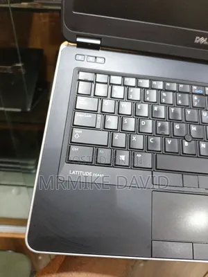Laptop Dell Latitude E6440 8GB Intel Core I7 HDD 256GB