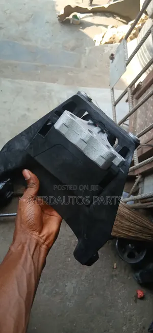 Engine Seat Mount Honda CRV 2023_2026 Side and Gear