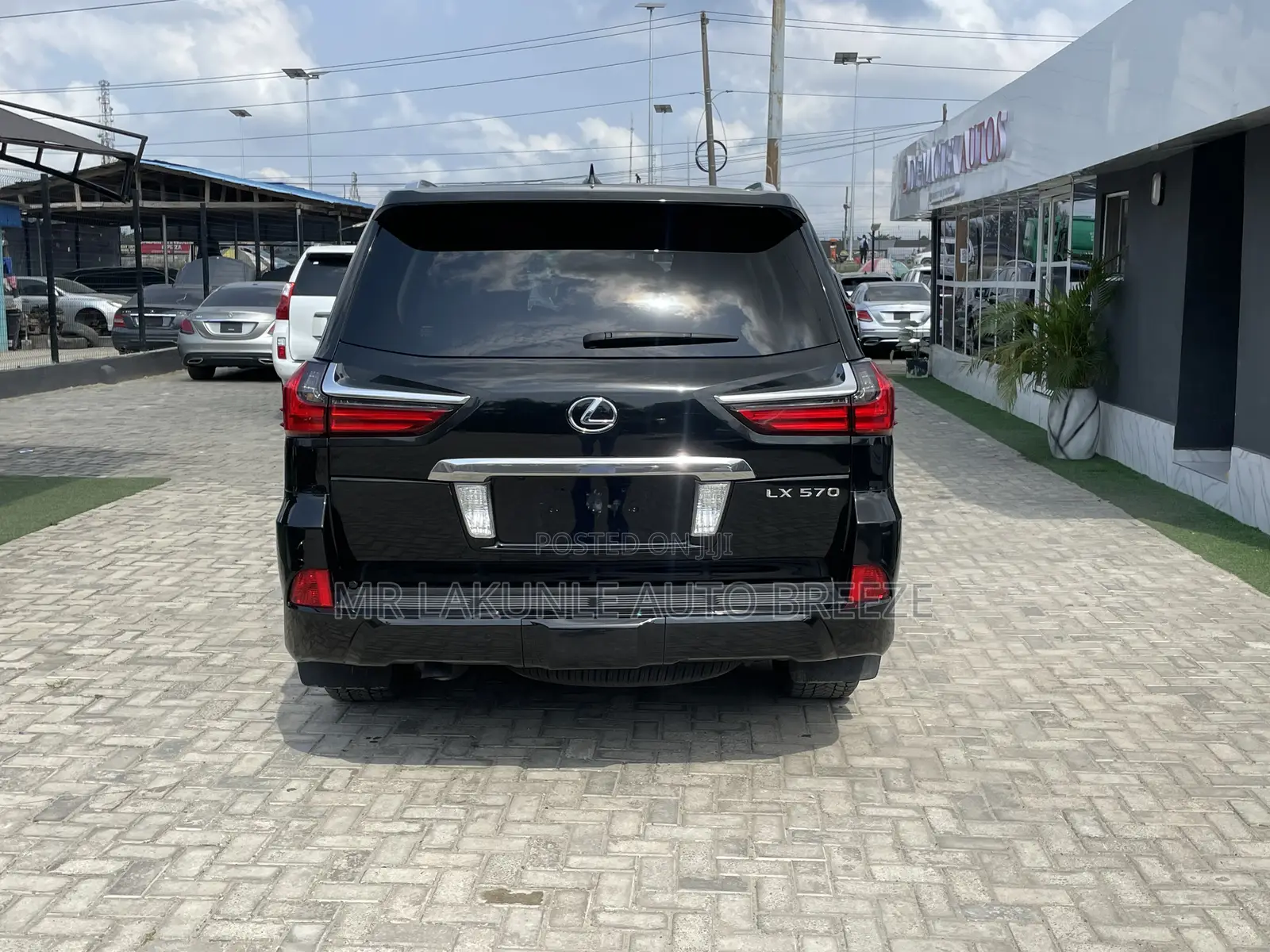 Lexus LX 2017 Black