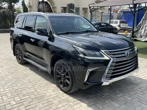 Lexus LX 2017 Black