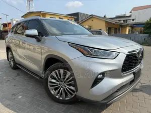 Toyota Highlander Platinum 2021 Silver