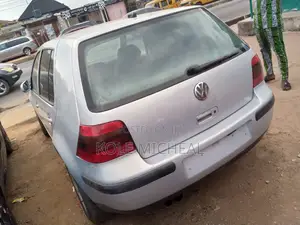 Volkswagen Golf 2005 Silver