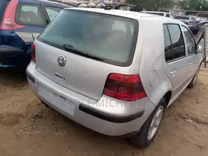 Volkswagen Golf 2005 Silver