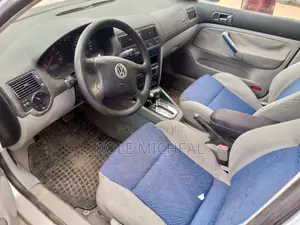 Volkswagen Golf 2005 Silver