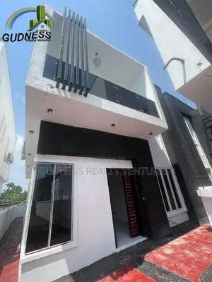 4bdrm Duplex in Lekki for sale