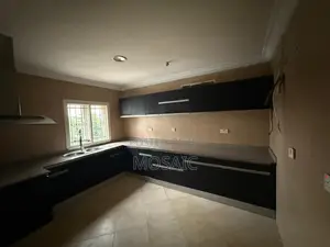 Furnished 17bdrm Apartment in Admiralty Way, Lekki Phase 1 for rent