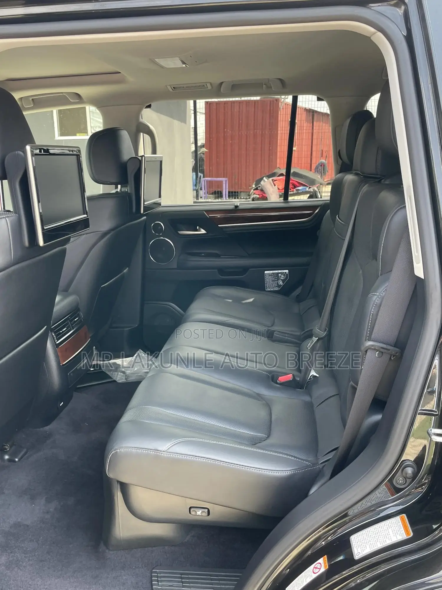 Lexus LX 2017 Black