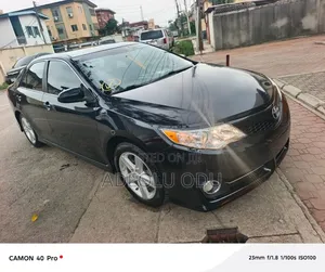 Toyota Camry SE 4dr Sedan (2.5L 4cyl 6A) 2014 Black
