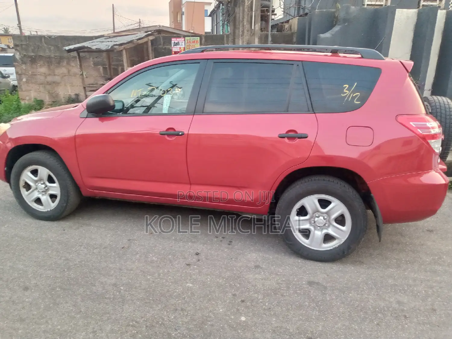 Toyota RAV4 2012 Red