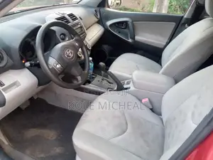 Toyota RAV4 2012 Red