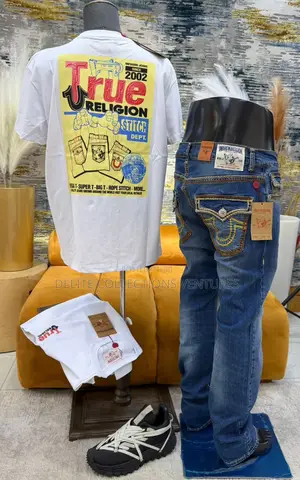 *Original True Religion Top Available in Store  M —— XXL