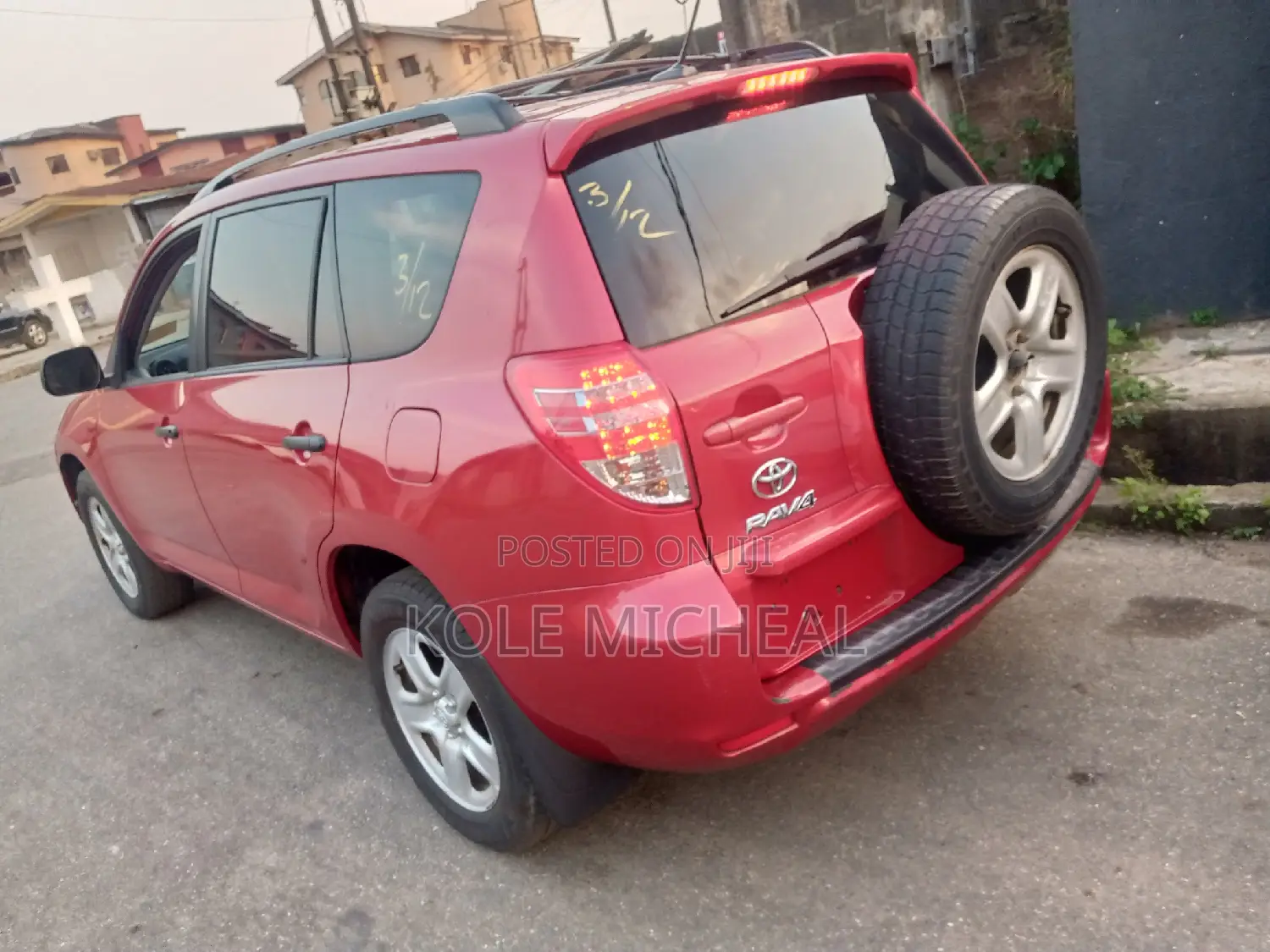 Toyota RAV4 2012 Red