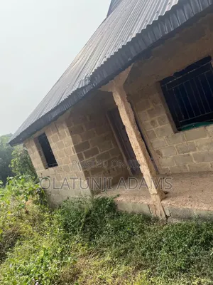 2bdrm Bungalow in Ikirun, Osogbo for sale