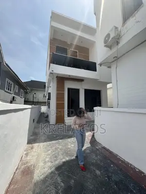 4bdrm Duplex in Sangotedo for rent