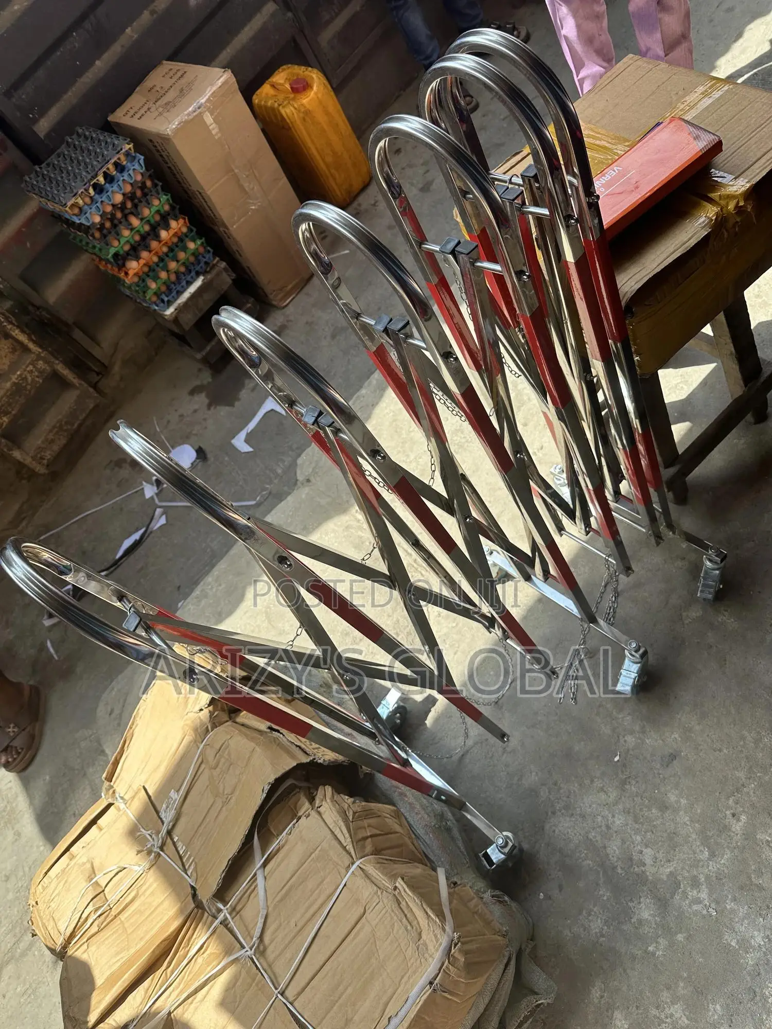 Extended Barrier, Stainless