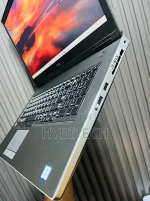 Laptop Dell Precision 7740 16GB Intel Core i7 SSD 512GB