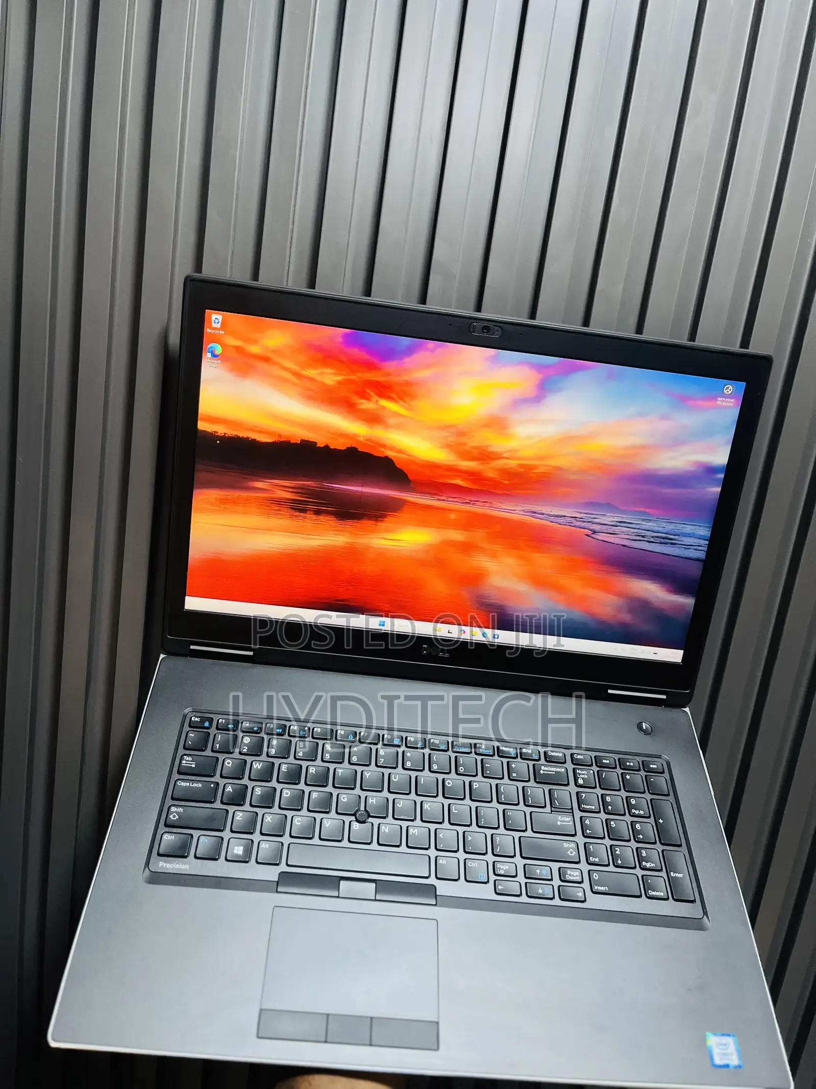 Laptop Dell Precision 7740 16GB Intel Core i7 SSD 512GB