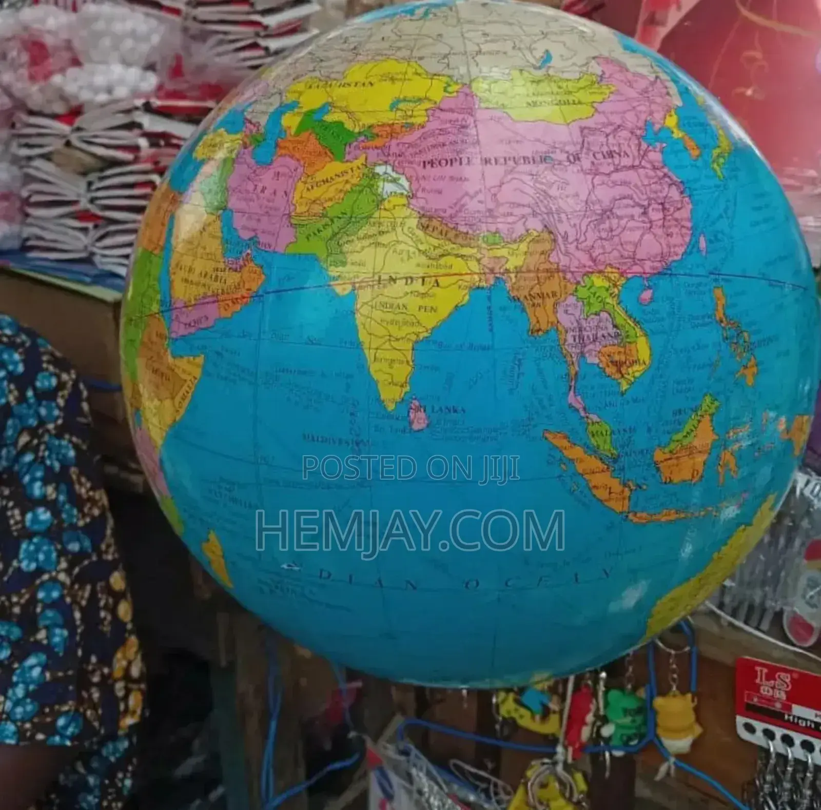 "Standard" Desktop World Globe (Available in Different Designs