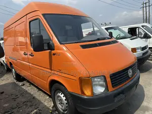 Volkswagen LT 2013 Orange