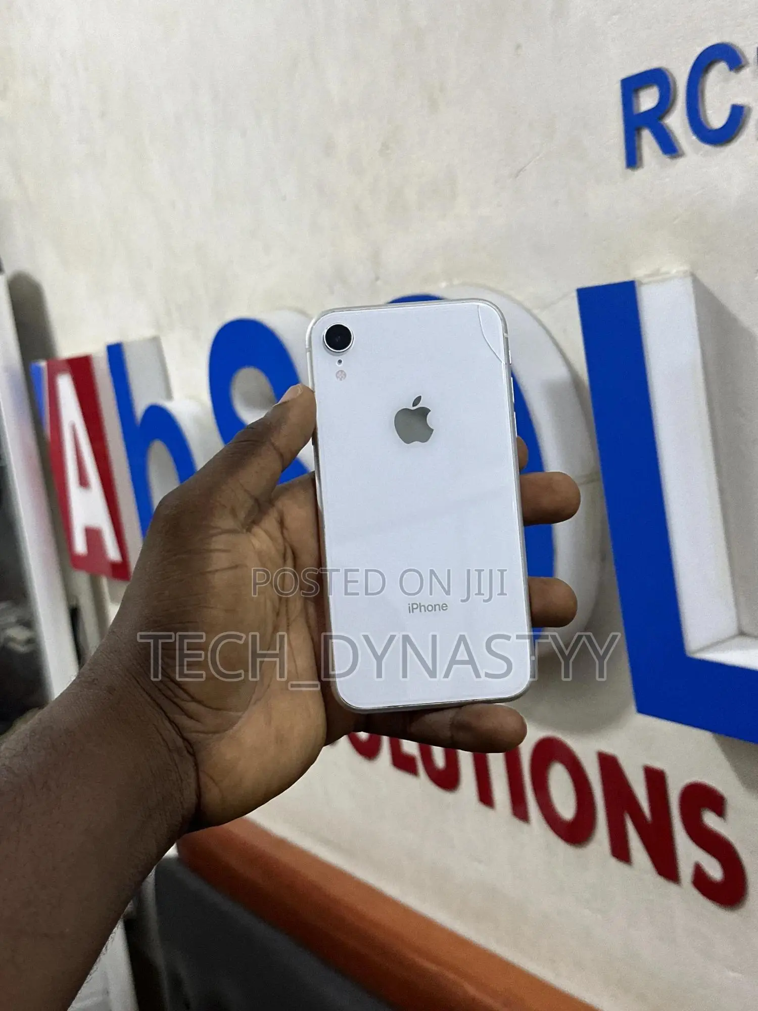 Apple iPhone XR 64 GB White