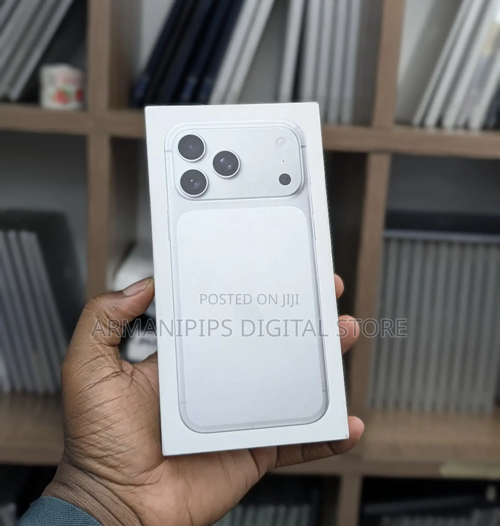 New Apple iPhone 17 Pro Max 2 TB Silver