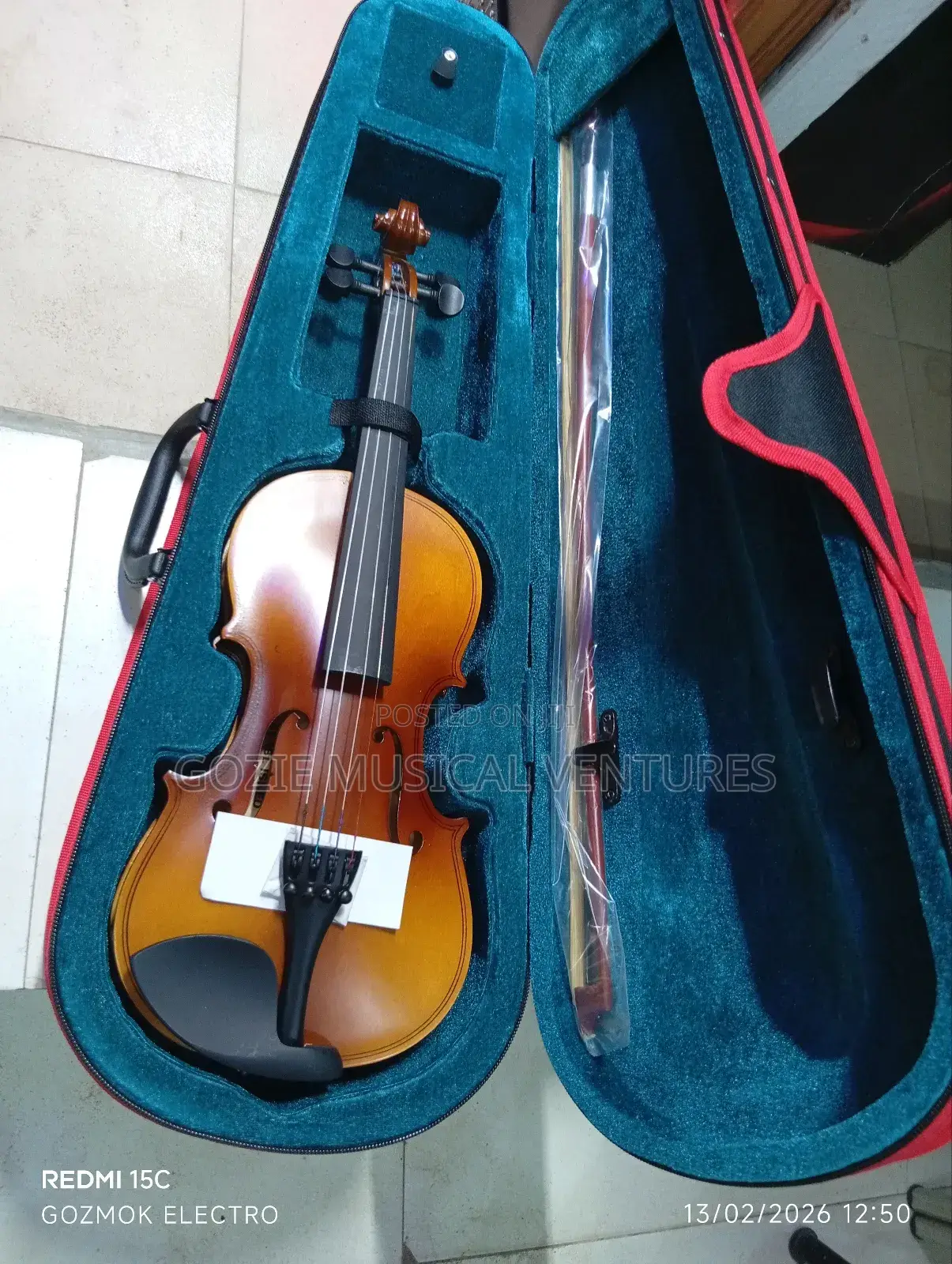 Yamaha Violin 1/2 With Case