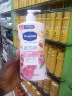 Vaseline Superfood Freshlock Peach Lotion