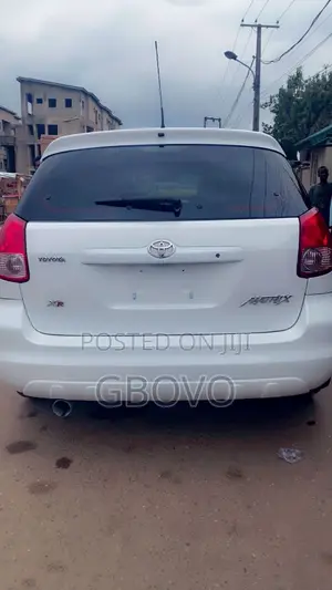 Toyota Matrix 2004 Off white