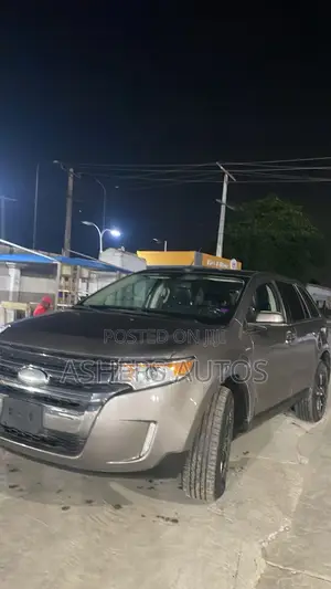 Ford Edge Limited 4dr AWD (3.5L 6cyl 6A) 2013 Gold