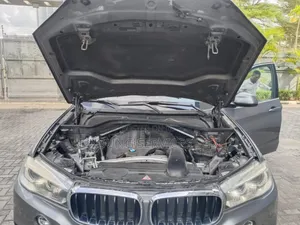 BMW X5 xDrive35i 4dr SUV AWD (3.0L 6cyl Turbo 8A) 2015 Gray
