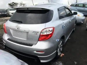Toyota Matrix 2010 Silver
