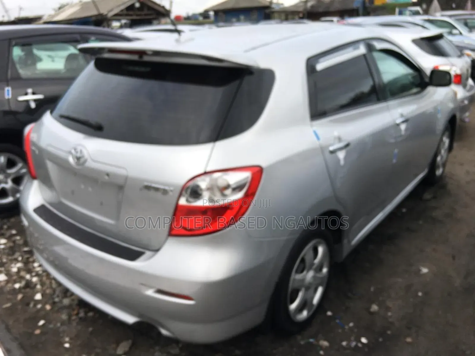 Toyota Matrix 2010 Silver