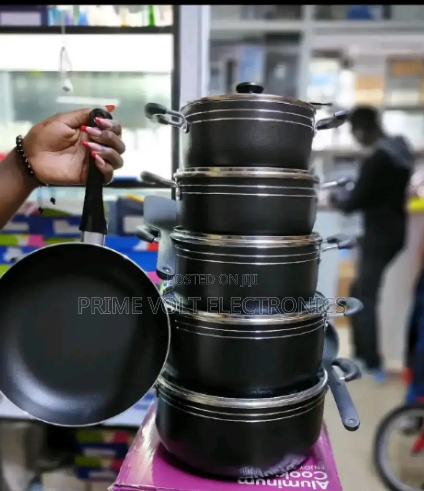 Non Stick Pot