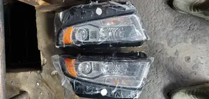 Headlights Ford Edge 2016