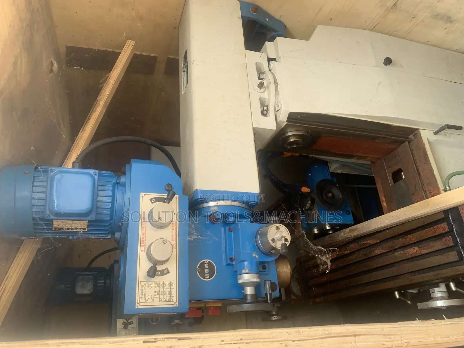 Universal Milling and Drilling Machines