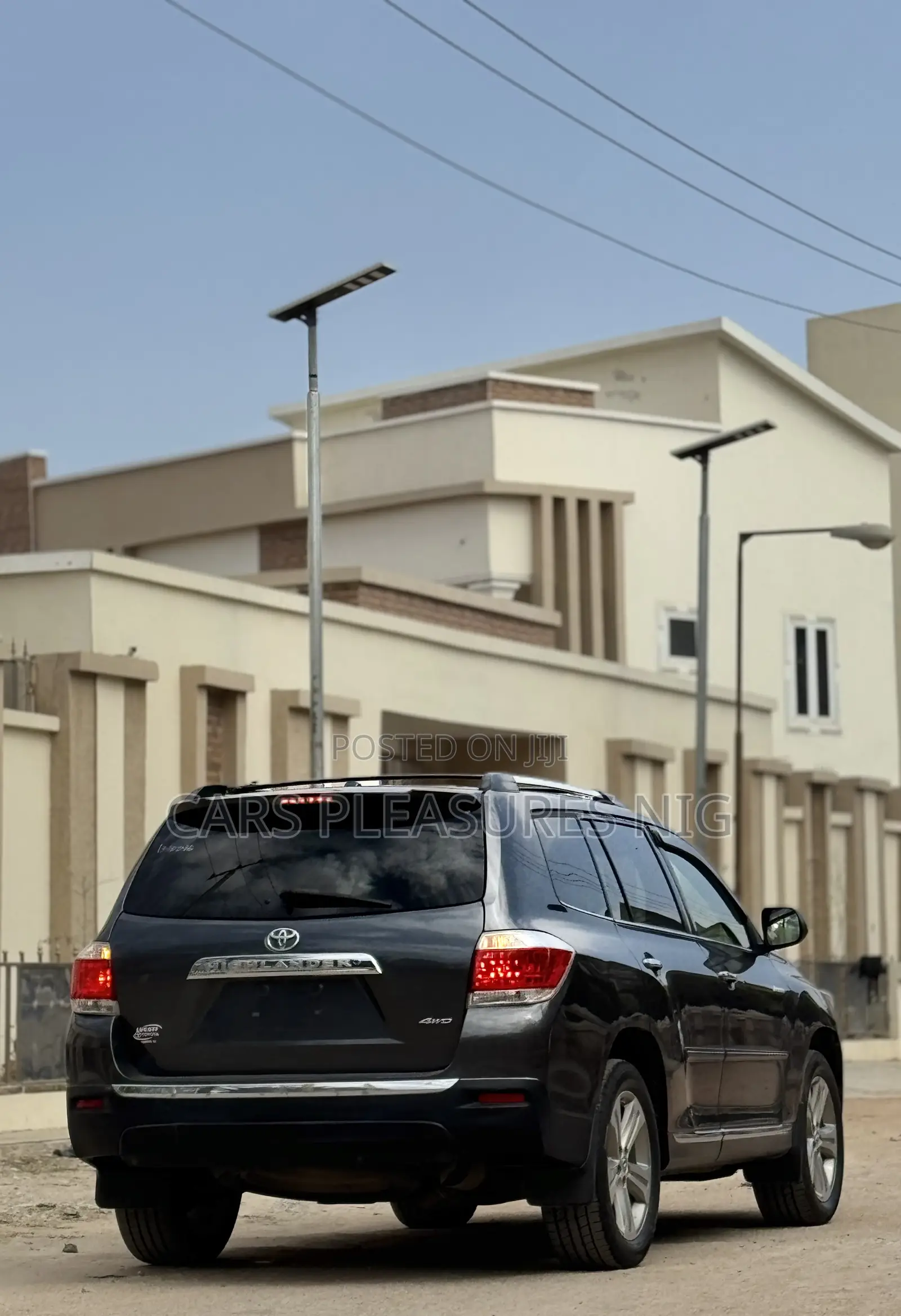 Toyota Highlander Limited 2012 Gray
