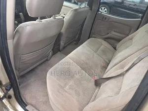 Toyota Tacoma Double Cab V6 4WD 2004 Gold