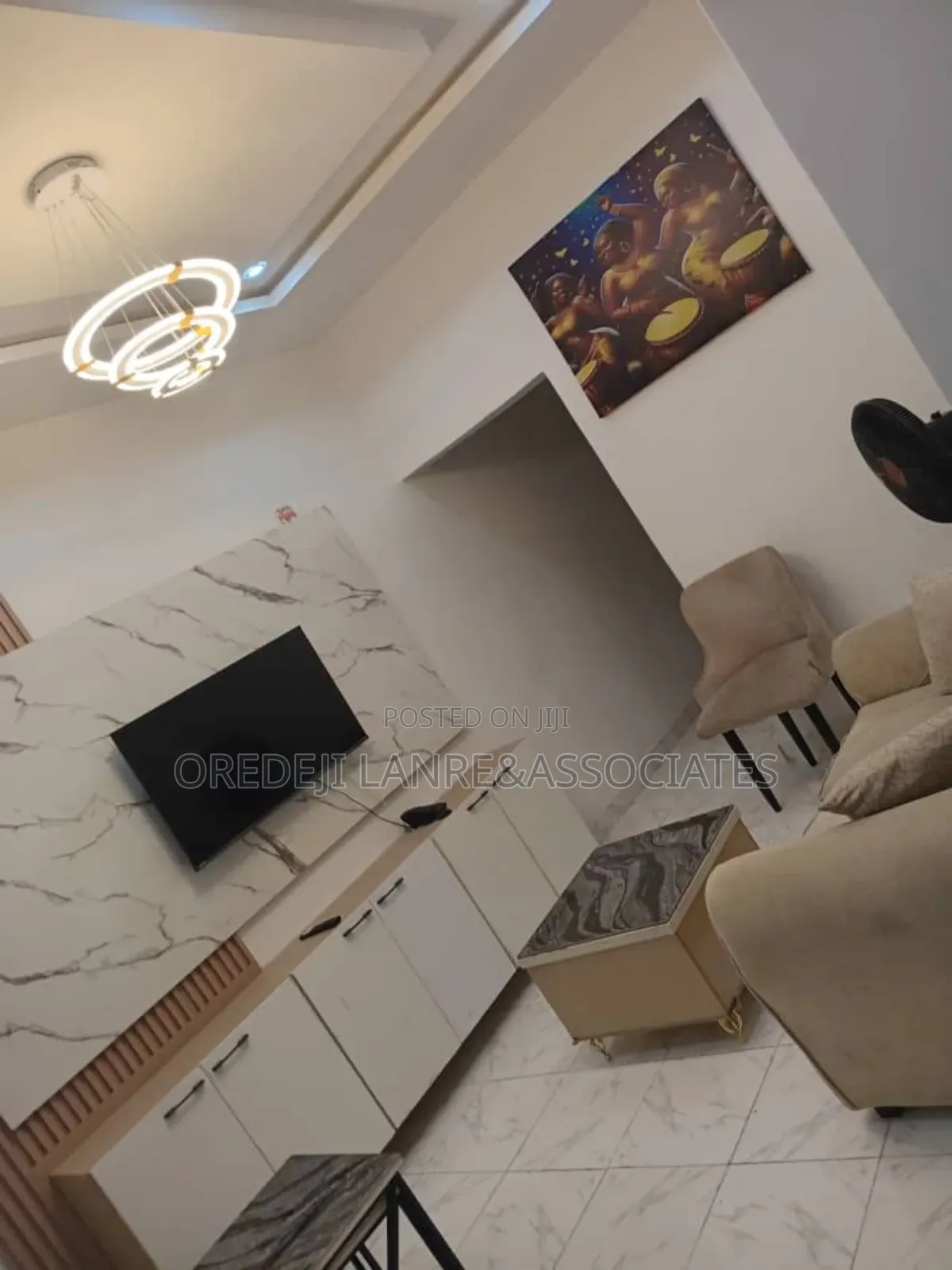 Short Let Apartment Available Now
