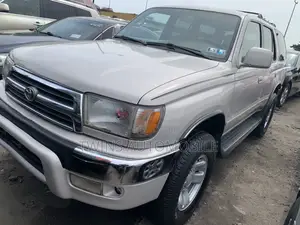 Toyota 4-Runner 2002 Silver